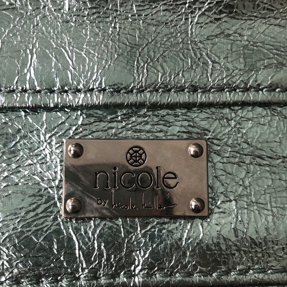 Small bluish silver handbag by Nicole - Picture 2 of 4